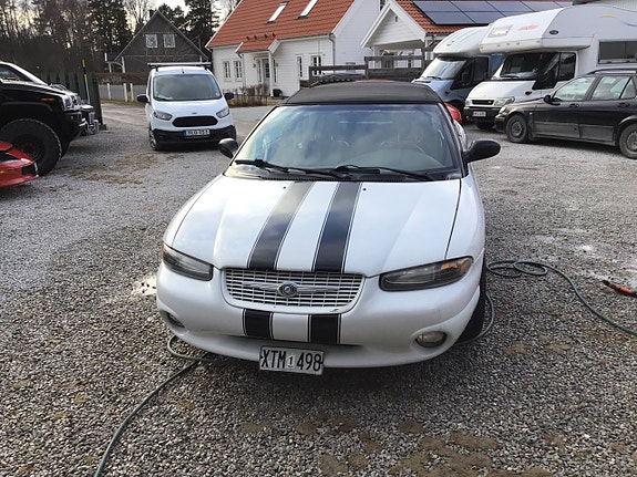 Chrysler Sebring 10 of 14