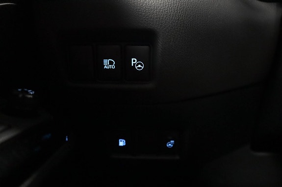 Toyota C-HR 19 of 27