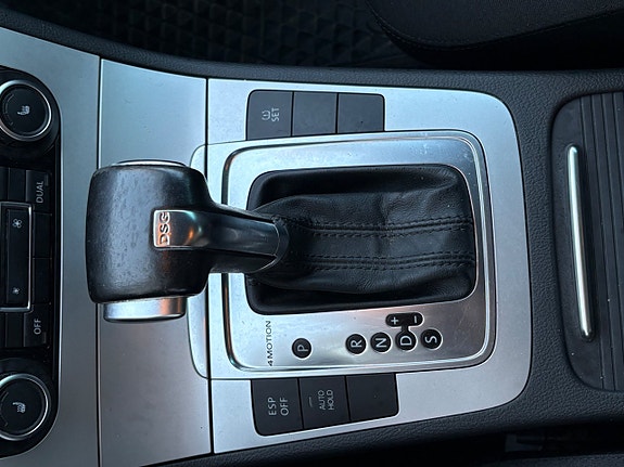 Volkswagen Passat 15 of 15