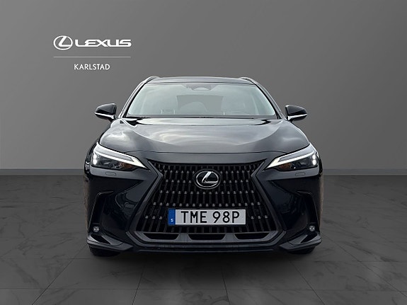 Lexus NX350h 5 of 5