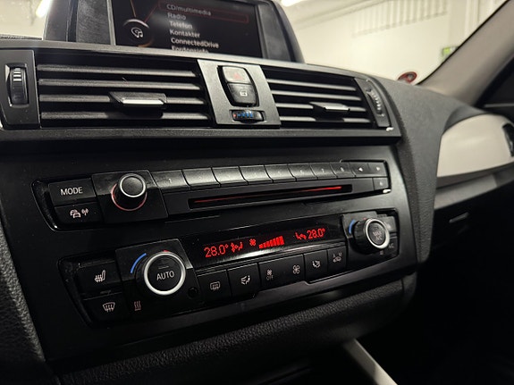 BMW 118d 17 of 25