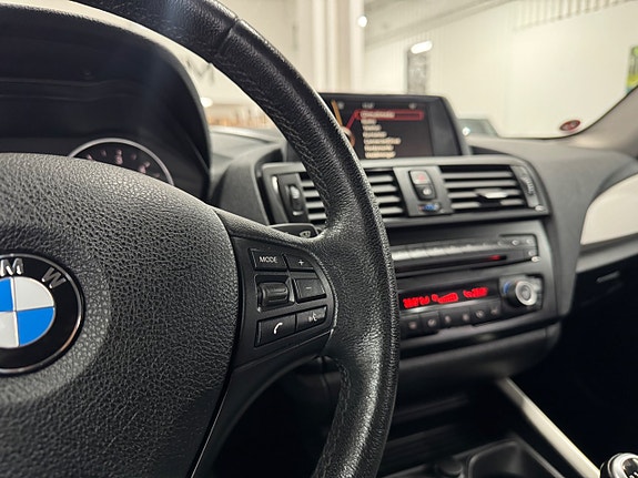BMW 118d 9 of 25