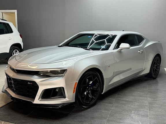 Chevrolet Camaro 3 of 5