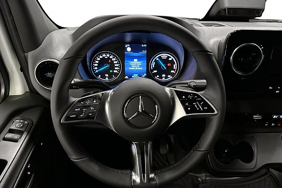 Mercedes-Benz Sprinter 412 12 of 19