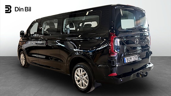 Volkswagen Caravelle 3 of 5
