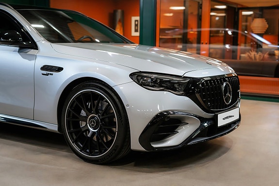 Mercedes-Benz E53 2 of 29