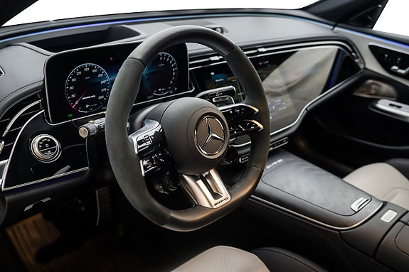 Mercedes-Benz E53 11 of 29