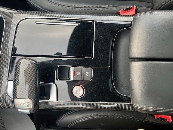Audi A8 28 of 29