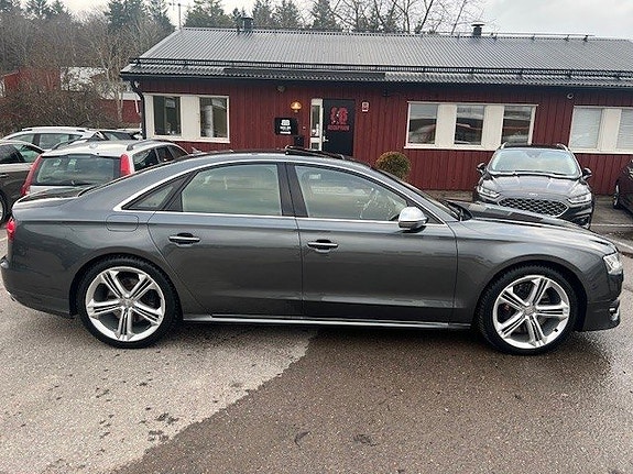 Audi A8 3 of 5