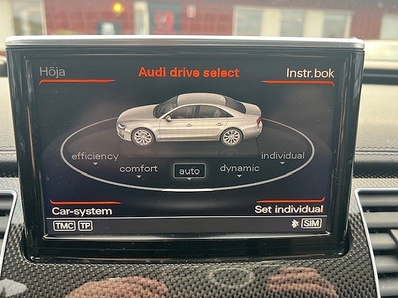 Audi A8 14 of 29