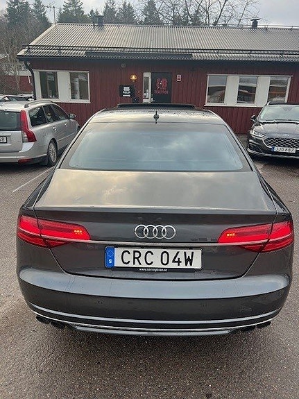 Audi A8 9 of 29