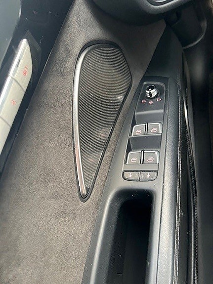 Audi A8 21 of 29