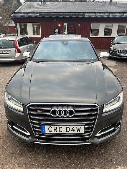 Audi A8 8 of 29