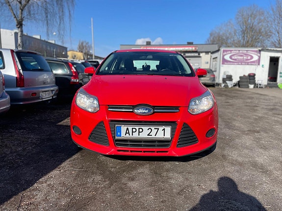Ford Focus 5 of 14