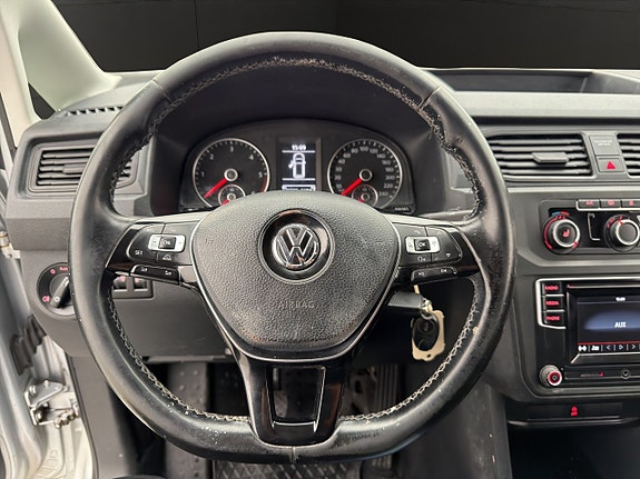 Volkswagen Caddy 16 of 25