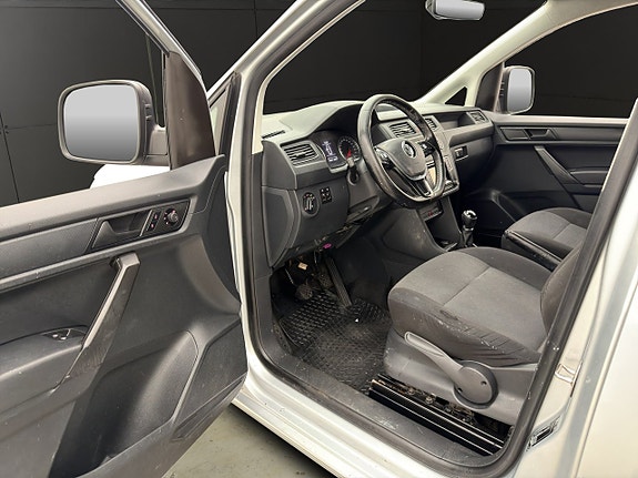 Volkswagen Caddy 13 of 25