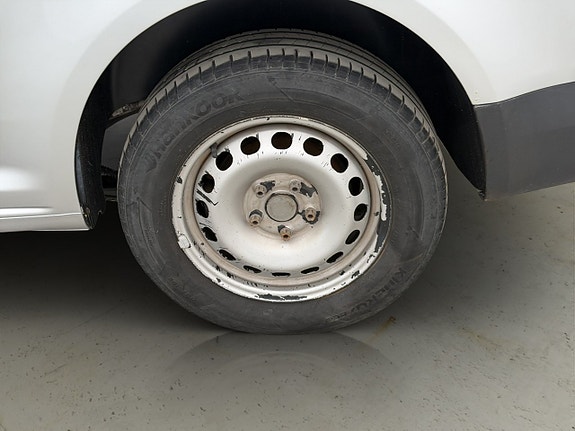 Volkswagen Caddy 23 of 25