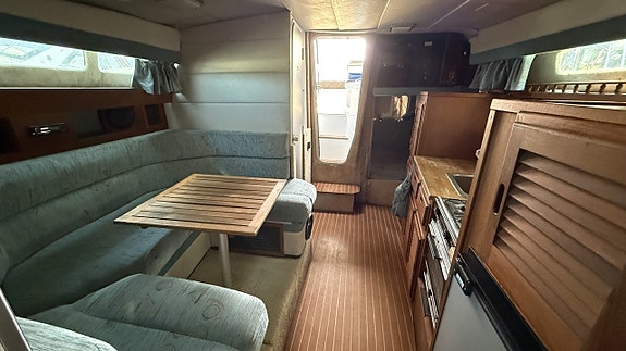 Bayliner 3255 Avanti - 88 / Mercruiser 5,0 MPI - 04 9 of 21