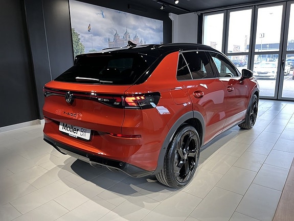 Volkswagen T-Roc 5 of 27