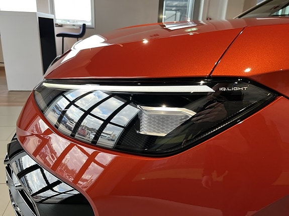 Volkswagen T-Roc 9 of 27