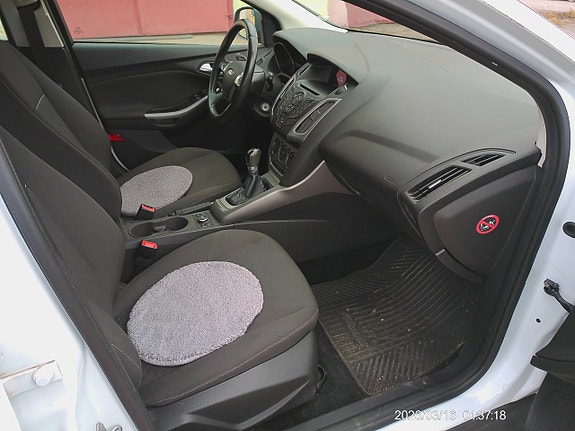 Ford Focus 7 of 11