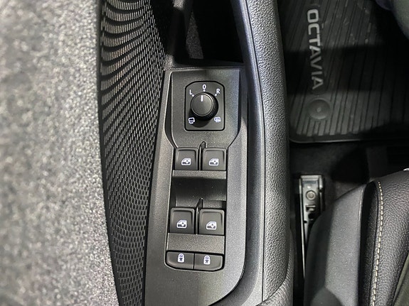 Skoda Octavia 13 of 20