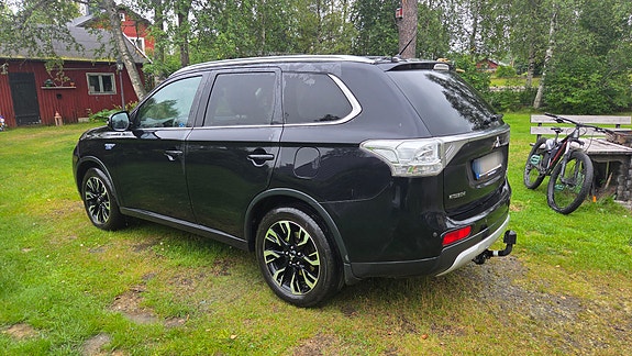 Mitsubishi Outlander 4 of 8