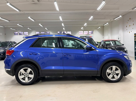 Volkswagen T-Roc 9 of 21