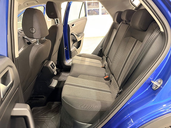Volkswagen T-Roc 15 of 21
