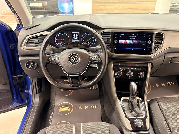 Volkswagen T-Roc 14 of 21