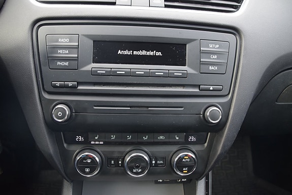 Skoda Octavia 13 of 23