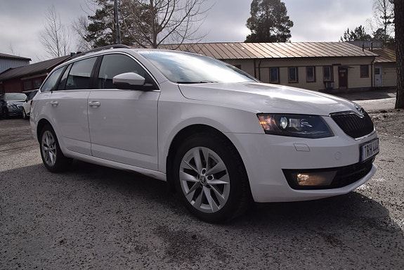 Skoda Octavia 3 of 5