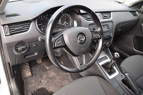 Skoda Octavia 18 of 23