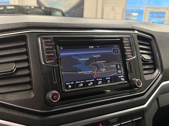 Volkswagen Amarok 11 of 14