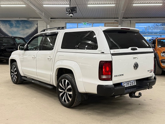 Volkswagen Amarok 2 of 5