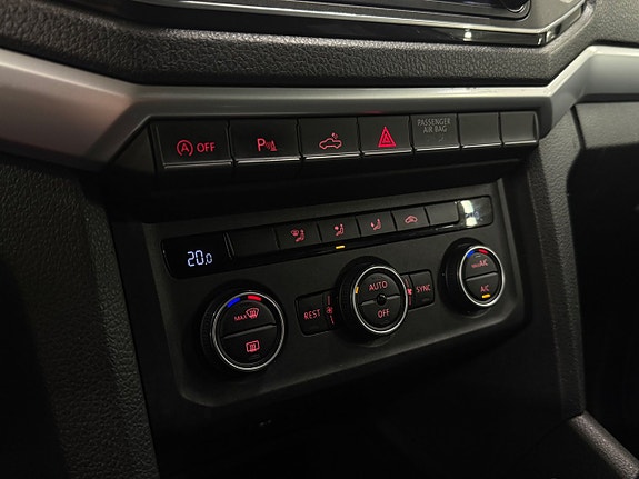 Volkswagen Amarok 9 of 14