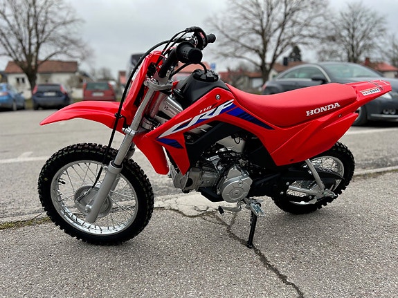 Honda CRF110 5 of 5
