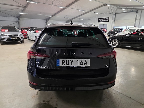 Skoda Octavia 4 of 5