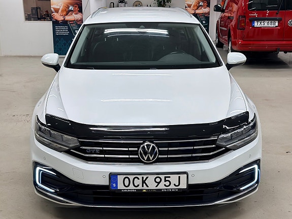 Volkswagen Passat 6 of 24