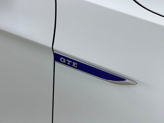 Volkswagen Passat 11 of 24