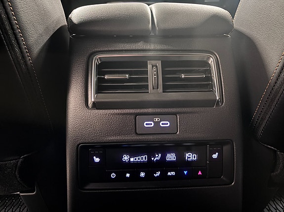 Mazda CX-80 15 of 17