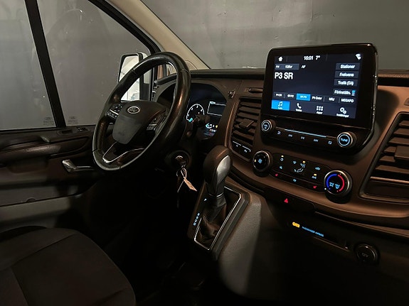 Ford Transit Custom 11 of 20