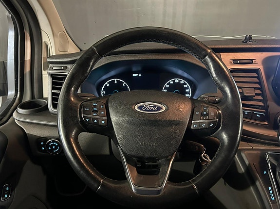 Ford Transit Custom 14 of 20
