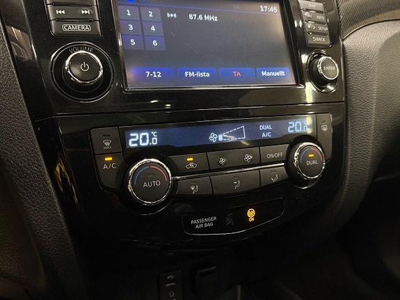 Nissan X-Trail 11 of 17