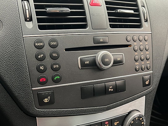 Mercedes-Benz C250 19 of 30