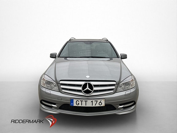 Mercedes-Benz C250 2 of 5
