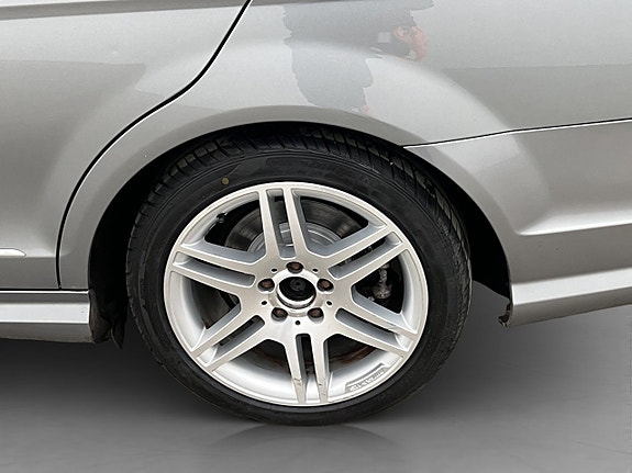 Mercedes-Benz C250 29 of 30