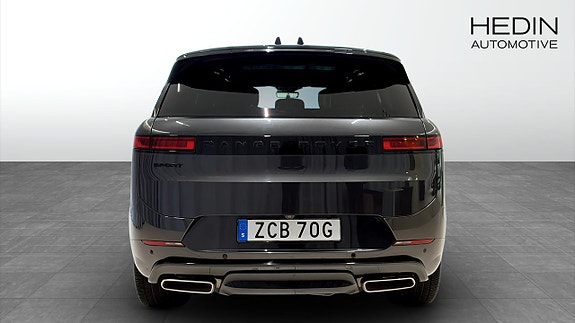 Land Rover Range Rover Sport 7 of 14