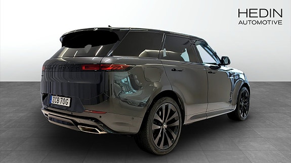 Land Rover Range Rover Sport 2 of 5