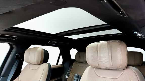 Land Rover Range Rover Sport 11 of 14